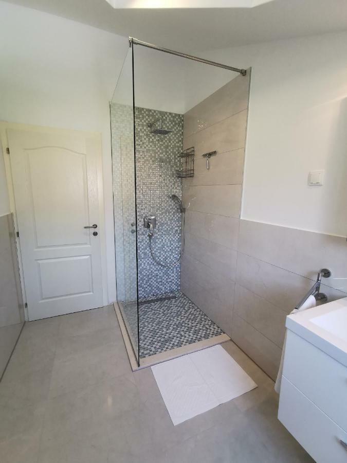 New Apartments 9 Minutes From Split Airport Kaštela Eksteriør billede
